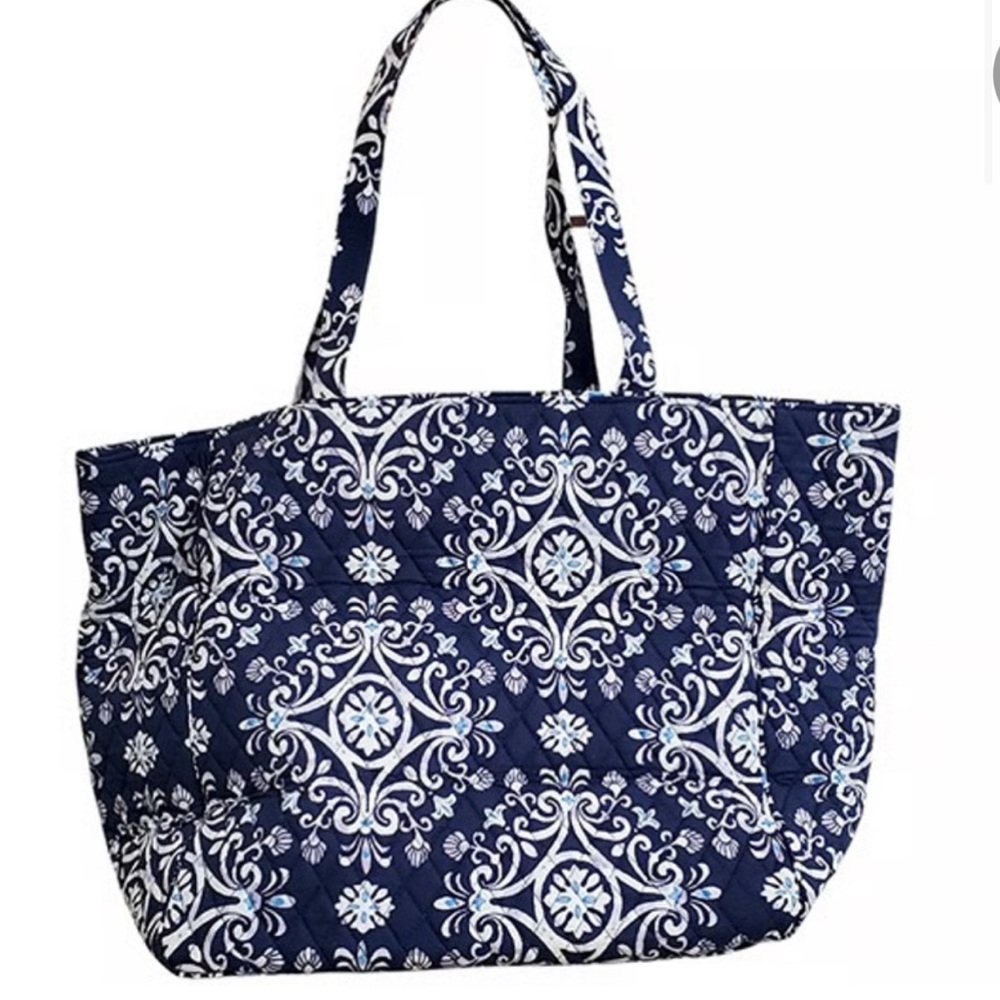 NWT Vera Bradley Grand large Tote 2.0 Steel Blue Medallion bag